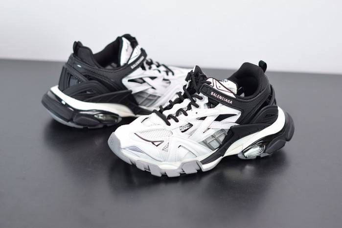 BLCG Track.2 black and white 570391 W2GN3 1090