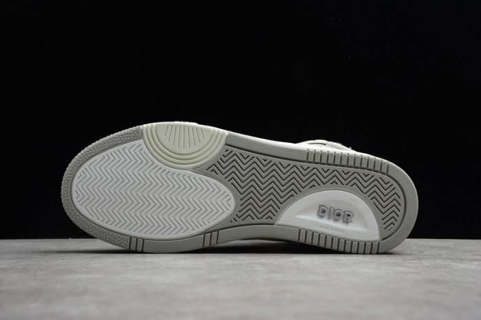 D10R B27 High Top Sneaker