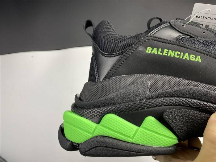 BLCG Sneaker Triple.s.Gomma black and green 524039-W2PW1-4881