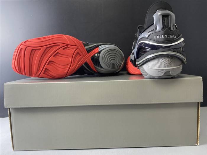 BLCG 5.0 TYREX 20SS RUNWAY RED AND BLACK 617535-W2CB1-1060