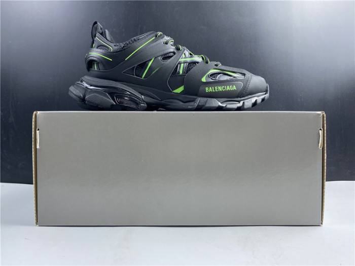 BLCG Track Trainer black green 542436-W2LA1-2042