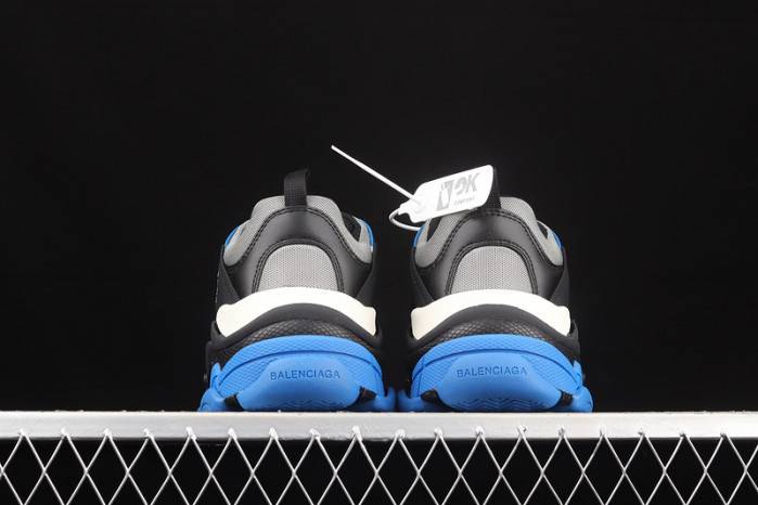 BLCG Sneaker Triple.s.