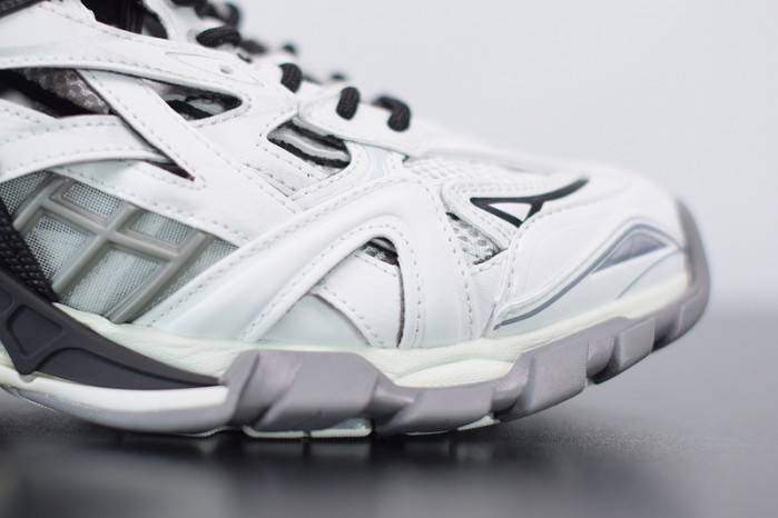 BLCG Track.2 black and white 570391 W2GN3 1090