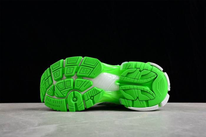 Ba*len*cia*ga -runner