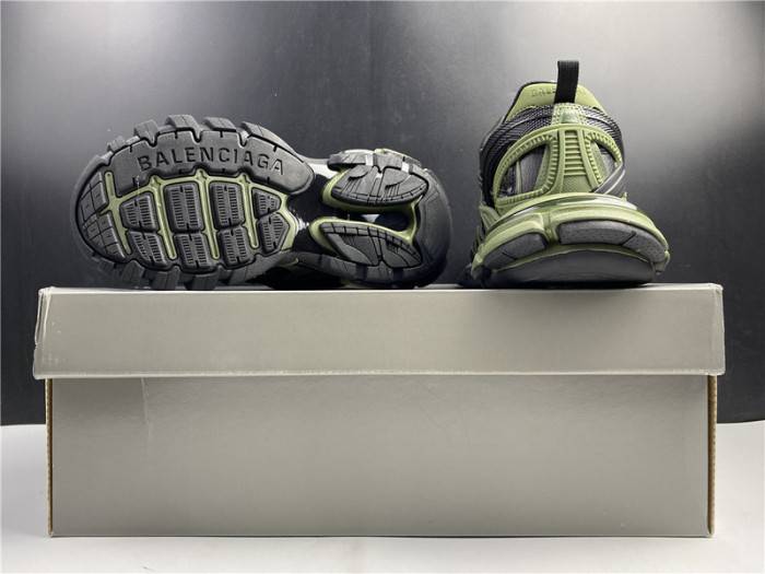 BLCG Track.2 black and green 568614 W3AE1 2311