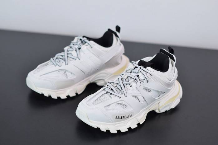 BLCG Track Trainer white and black 542436 W3AC1 9010