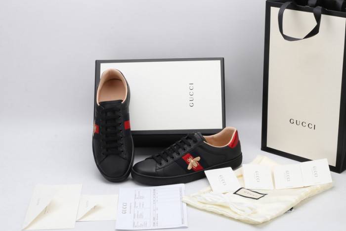 GUCC Ace Embroidered Low-Top Sneaker