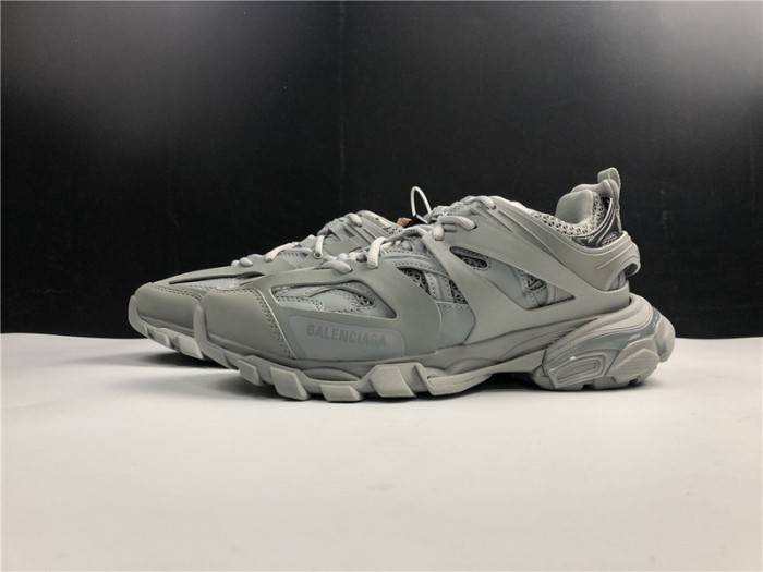 BLCG Track Trainer Grey 542436-W2LA1-3253