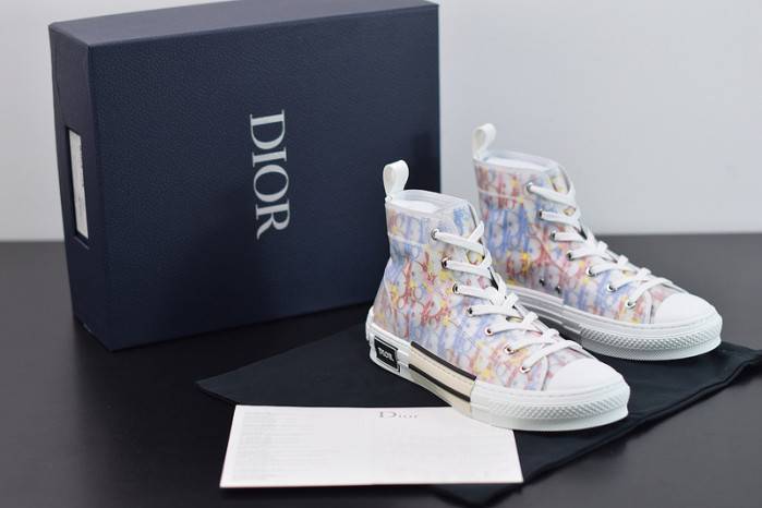 D10R B23 Oblique High Top Sneakers L02N4