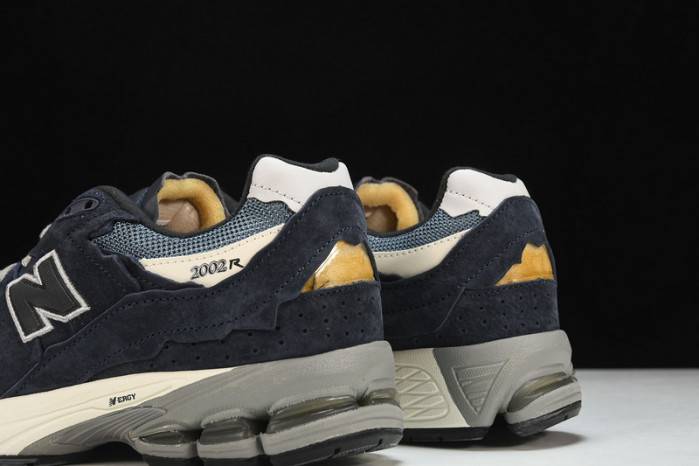 NEW BALANCE Q26 New Balance M2002RDF