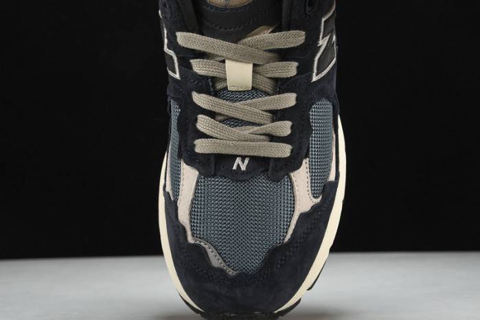 NEW BALANCE Q26 New Balance M2002RDF