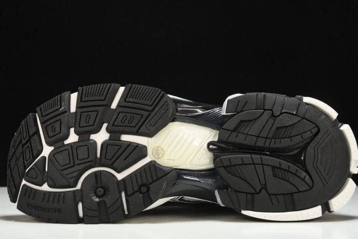 Ba*len*cia*ga -runner