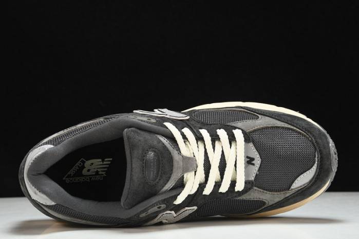 NEW BALANCE Q26 New Balance M2002RHO