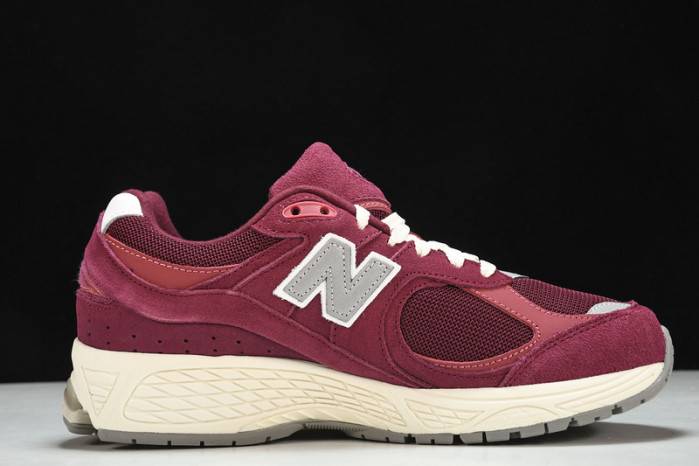 New Balance 2002R‘Refined Future M2002RHA