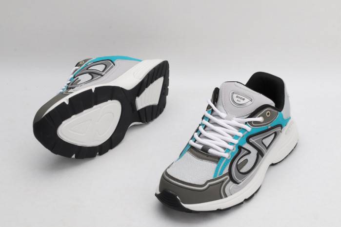 D10R B30 SNEAKER