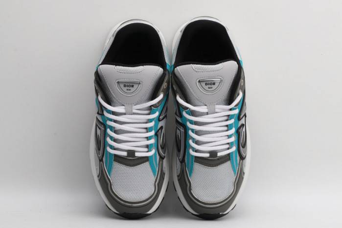 D10R B30 SNEAKER
