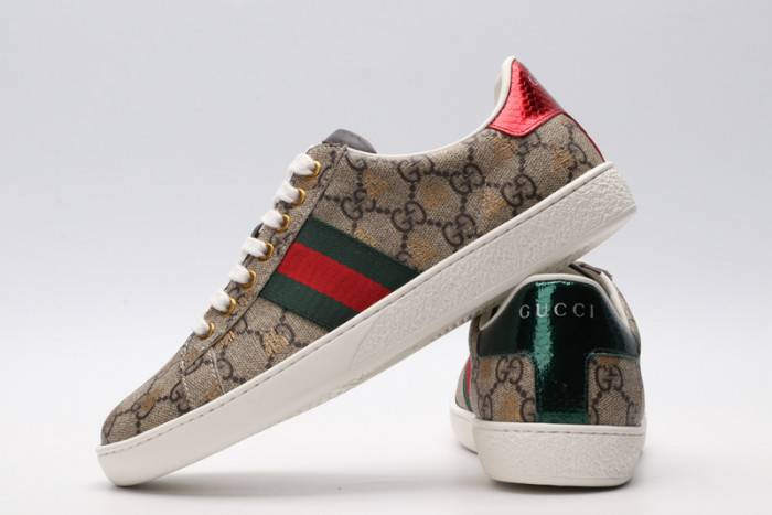 G*u*i sneaker