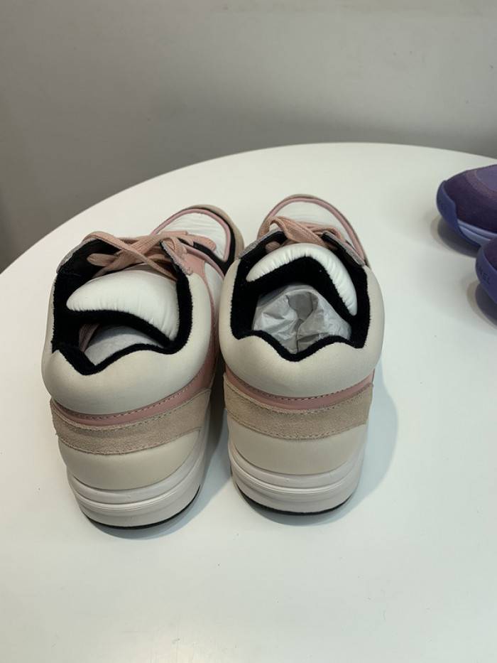 Chane Sneakers