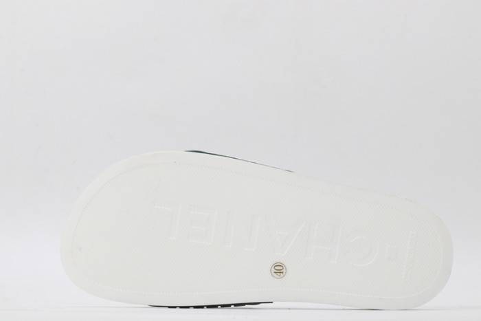 Chane SLIPPERS
