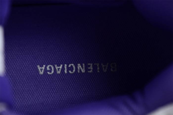 Ba*len*cia*ga -runner