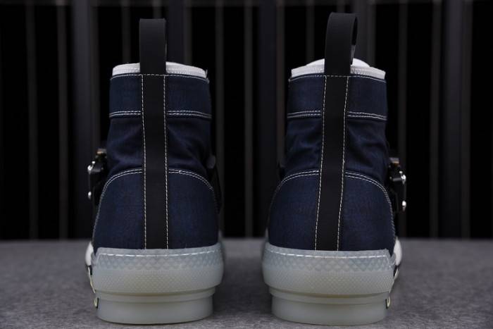 D10R B23 Oblique High Top Sneaker