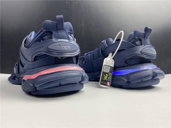 BLCG Track Trainer Dark Navy lighted 542023 W2LA1 4107