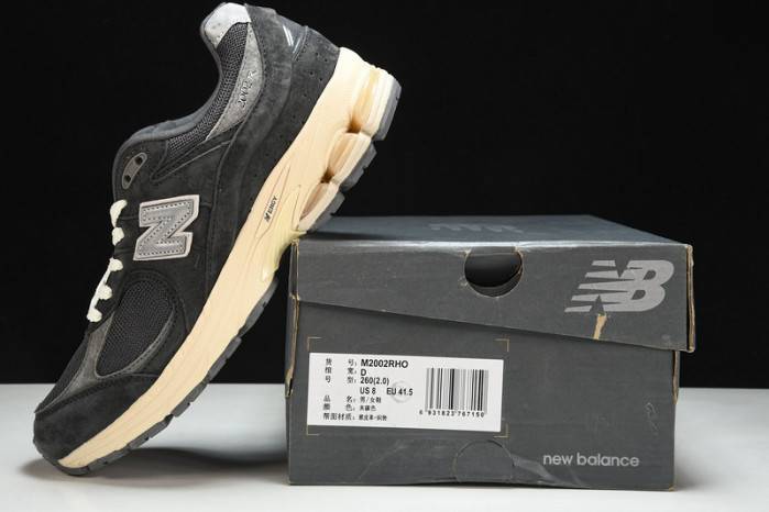 NEW BALANCE Q26 New Balance M2002RHO