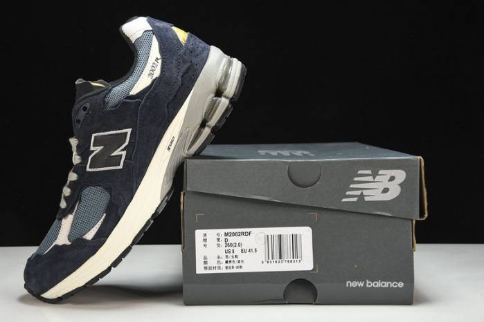 NEW BALANCE Q26 New Balance M2002RDF