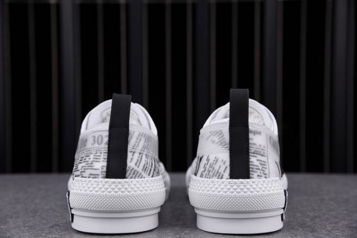 D10R B23 OBLIQUE LOW TOP SNEAKER