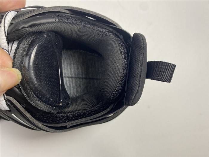 BLCG Track Trainer black 542436-W1G81-2045