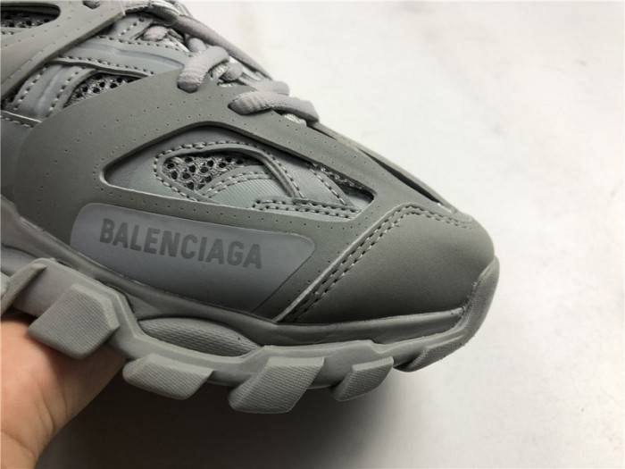 BLCG Track Trainer Grey 542436-W2LA1-3253
