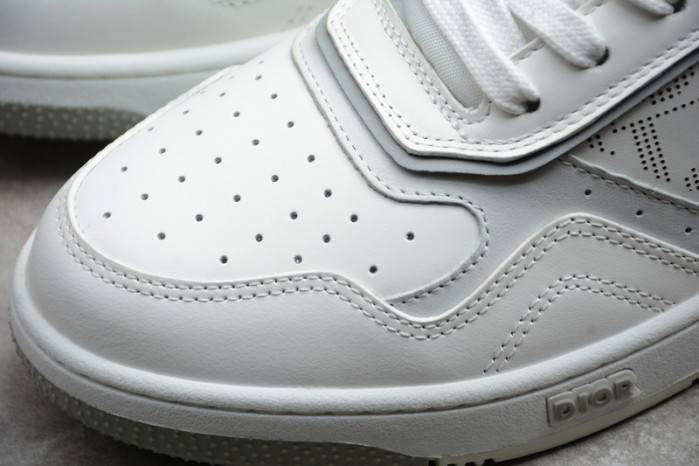 D10R B27 High Top Sneaker