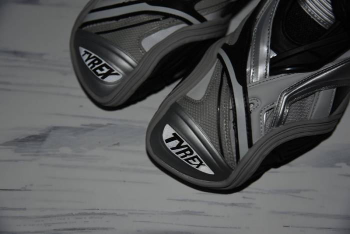 BLCG 5.0 TYREX 20SS RUNWAY 617535-W2CB1-1081