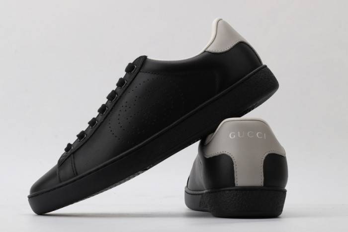 G*u*i ace embroidered low-top sneaker 431942a38g09064