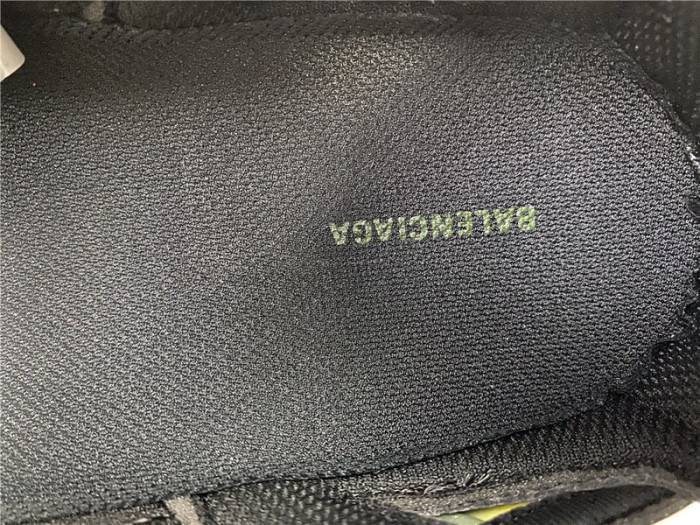 BLCG Track.2 black and green 568614 W3AE1 2311