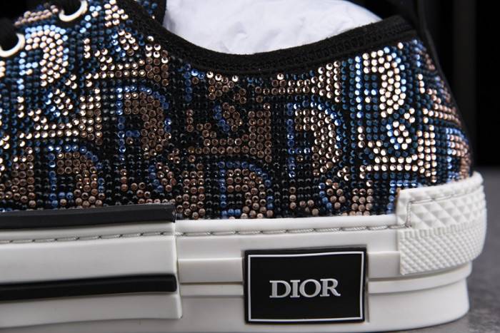 D10R B23 Sneakers Low Top