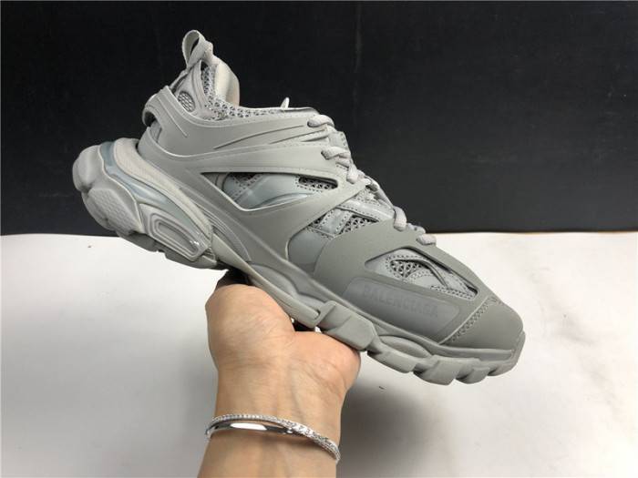 BLCG Track Trainer Grey 542436-W2LA1-3253