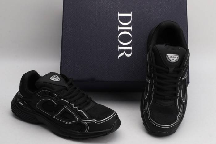 D10R B30 SNEAKER
