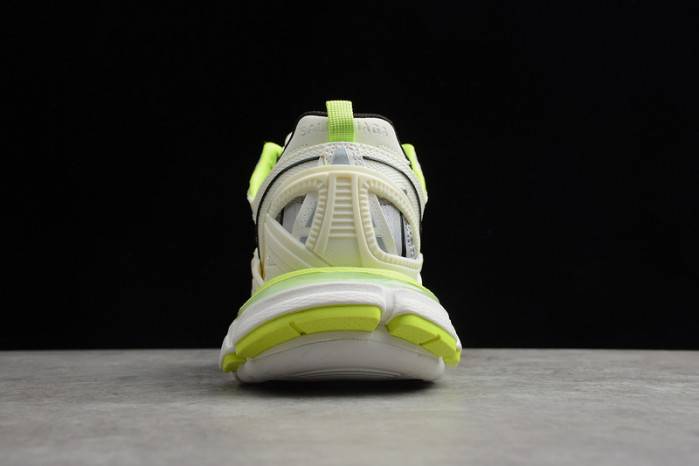 BLCG Track.2 Beige Luorescent Yellow (W) 568615W2GN55819