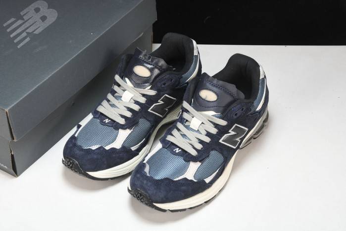 NEW BALANCE Q26 New Balance M2002RDF