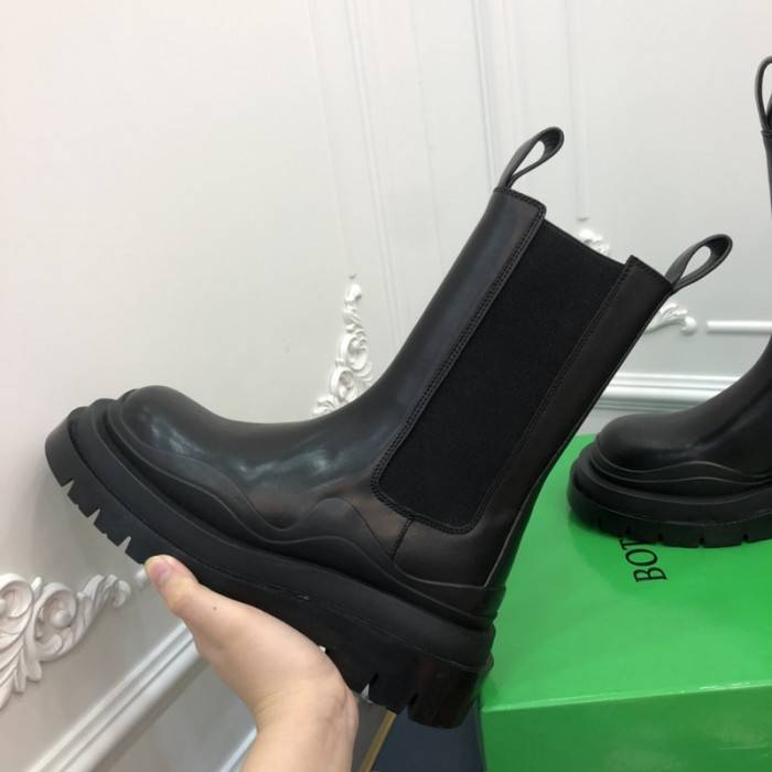 bo*te*ga Ve*ne*ta boots