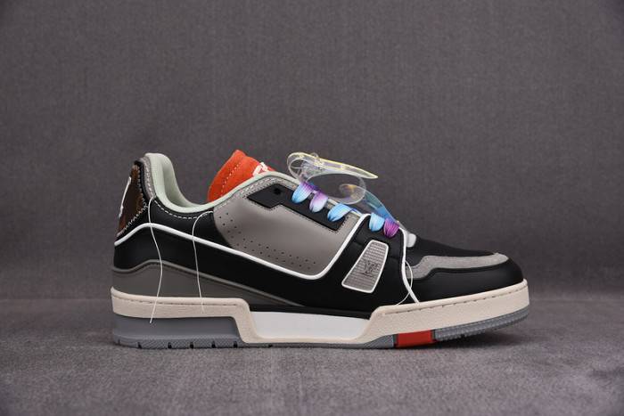 LOUI VUITTO SNEAKER
