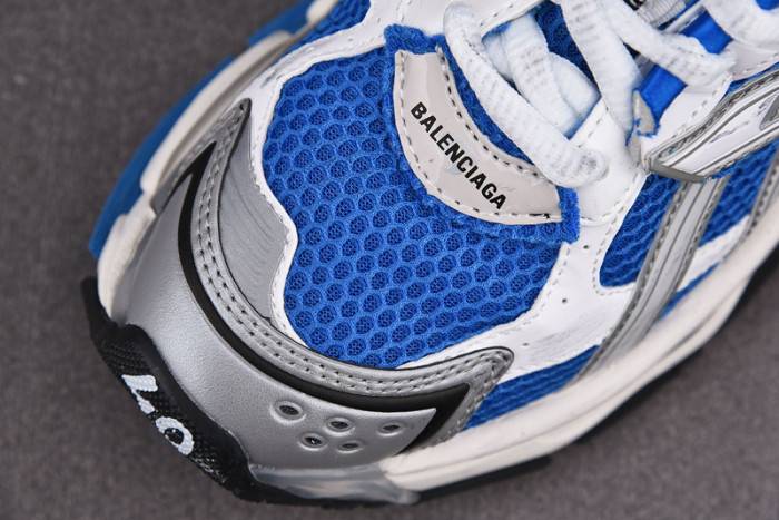 Ba*len*cia*ga -runner