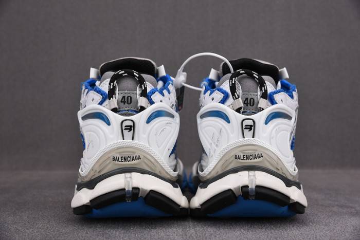 Ba*len*cia*ga -runner