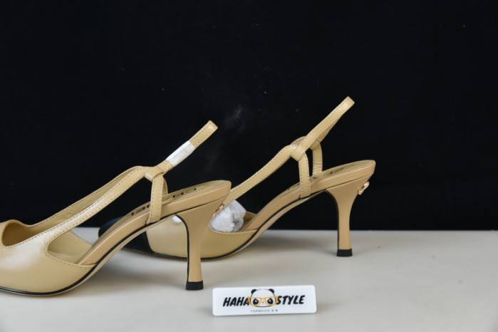 CHA*NEL heels