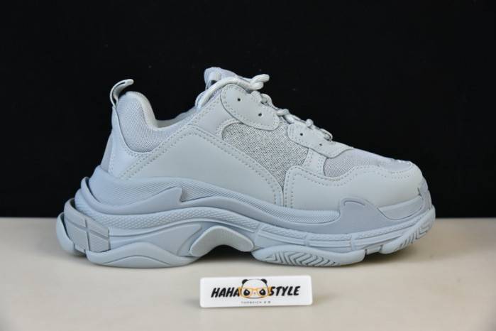 BLCG Sneaker Triple.s.524039 W2FW1 4700