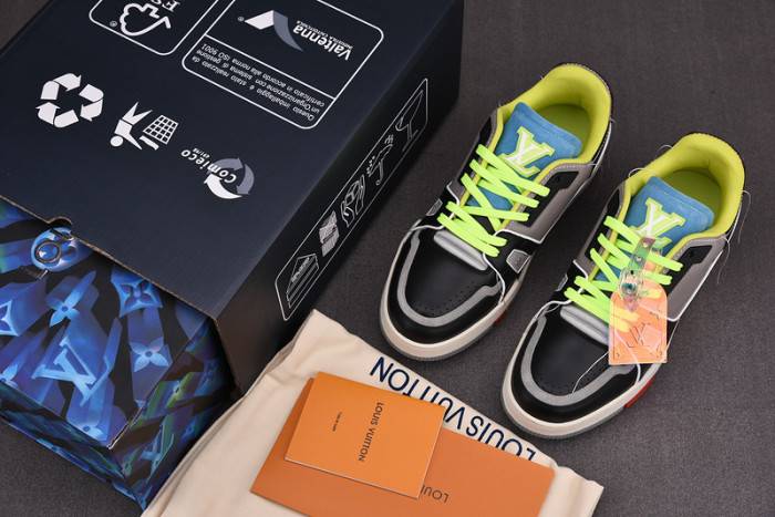 LOUI VUITTO SNEAKER