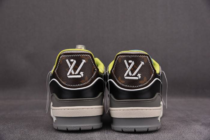 LOUI VUITTO SNEAKER