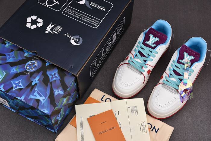 LOUI VUITTO SNEAKER
