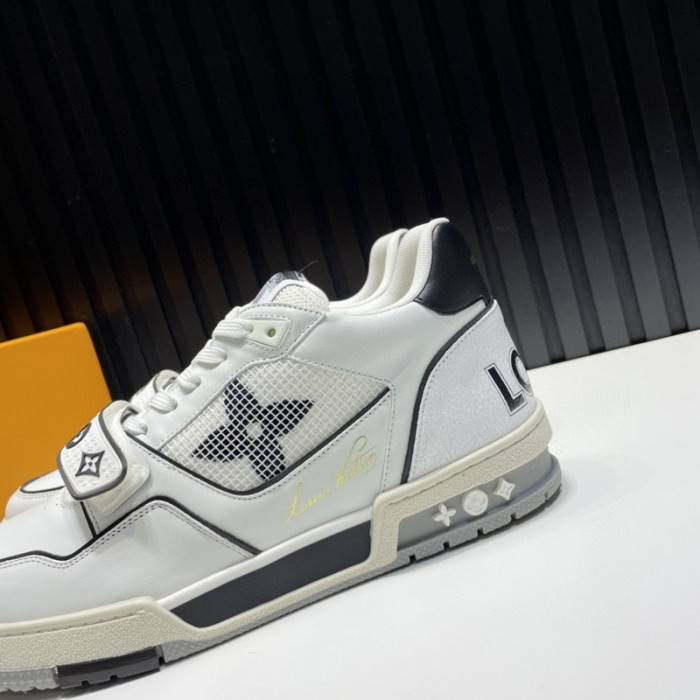 LOUI VUITTO SNEAKER